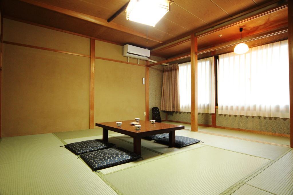 Jinkuro Hotel Takayama  Exterior foto